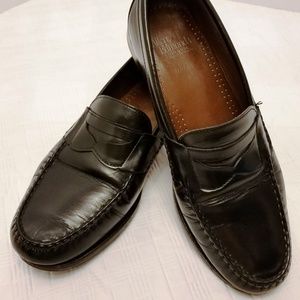 EUC. Allen Edmonds "Walden" Moccasins Size 8 1/2E